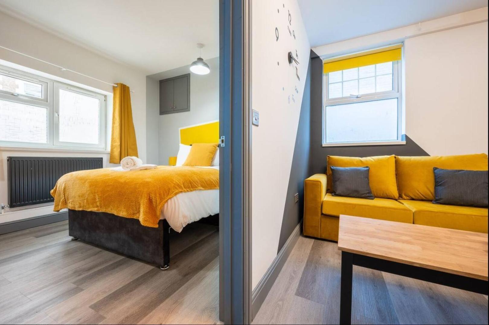 Stunning One Bedroom Apartments Near Shops & Central 卡迪夫 外观 照片